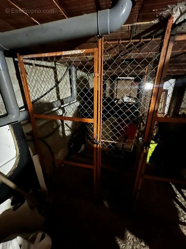 Appartement à BRUYERES-LE-CHATEL