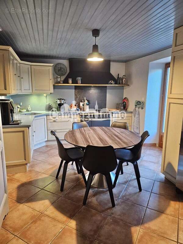 Maison à LONGESSAIGNE