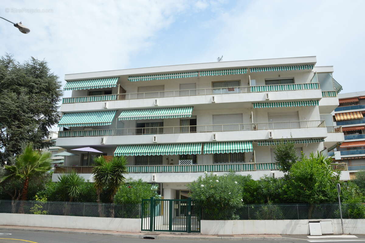 Appartement à CAGNES-SUR-MER