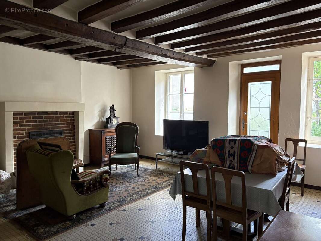 Maison 100 m² à Aillieres-Beauvoir  - photo 3