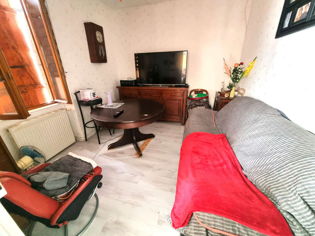 MESVRES - 195.000 euros - photo 5