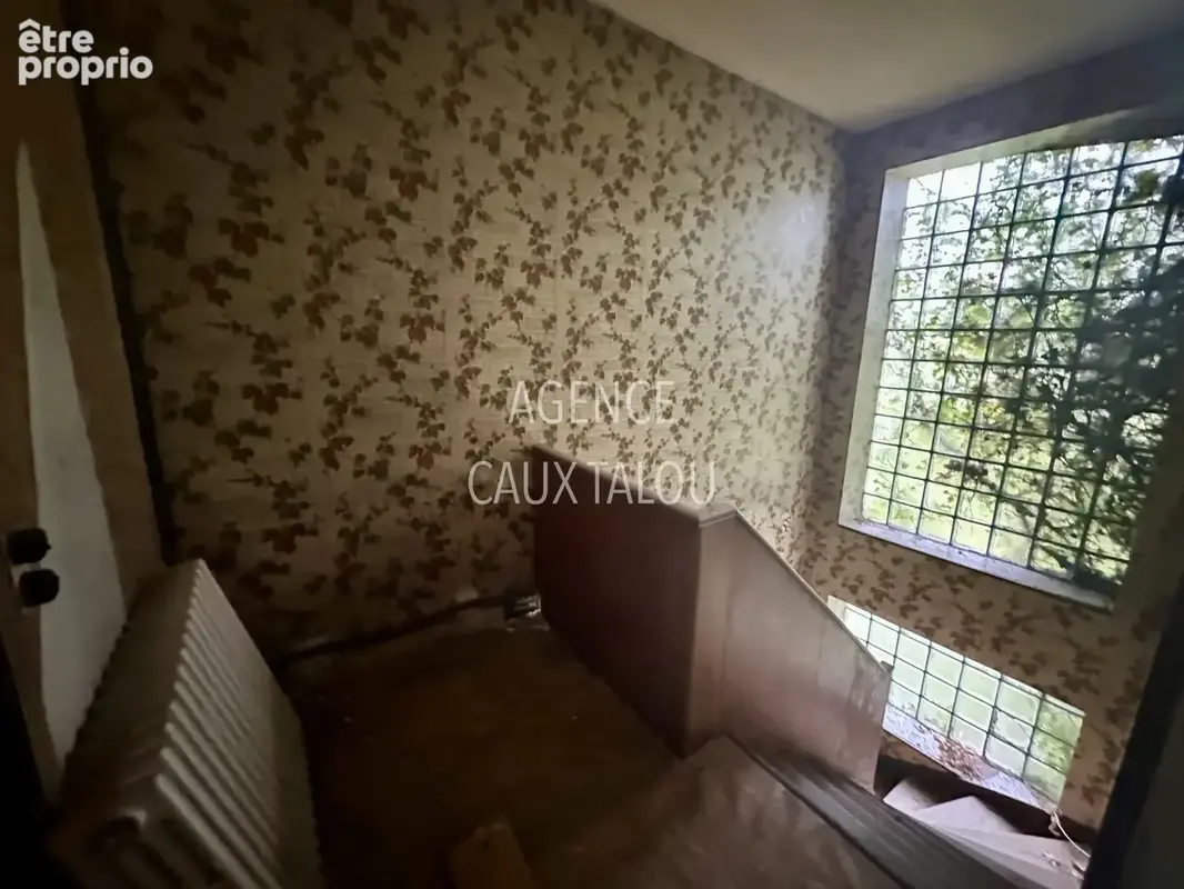 Londinières   immeuble de plus de 600 m2 à fort potentiel pour investisseur - photo 13