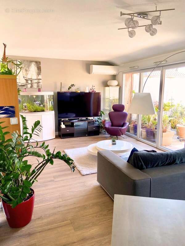 Appartement à SAINT-ORENS-DE-GAMEVILLE