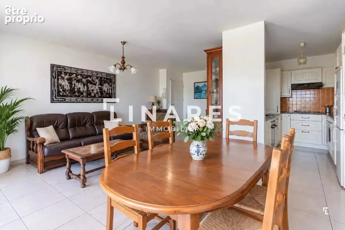 VIDA LOCA - Appartement T3 de 63m2 - Terrasse - Box (sus) - 13008 - photo 4