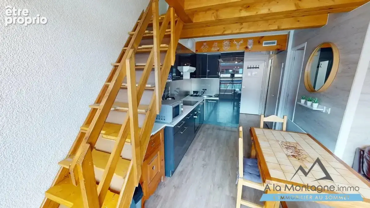 Appartement 3 pièces 30 m² à vendre à Bourg-Saint-Maurice (73700) - photo 2