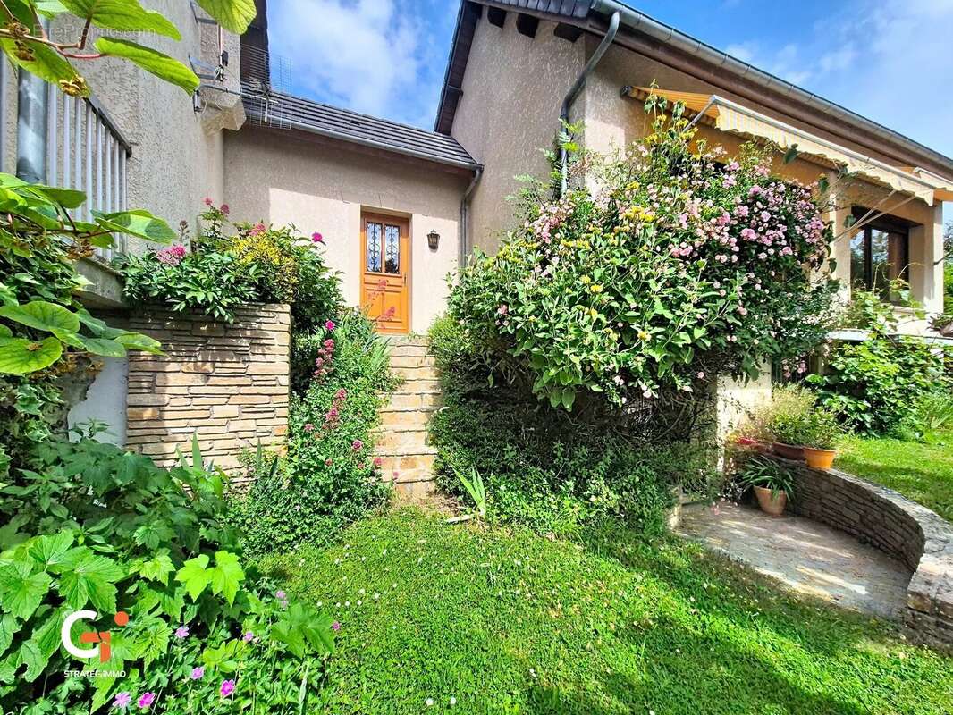 Maison à LA BOUILLE