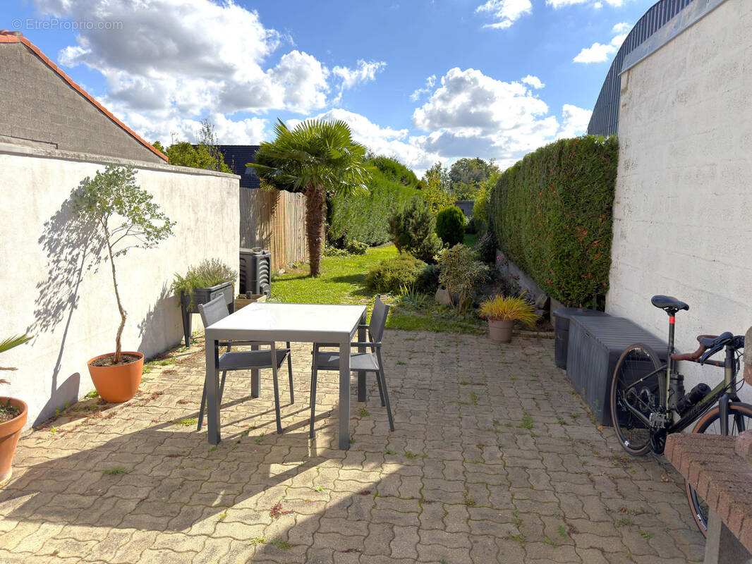 Maison à CAMPHIN-EN-CAREMBAULT