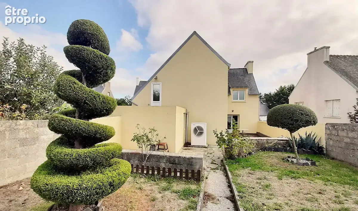 Maison à PLONEOUR-LANVERN