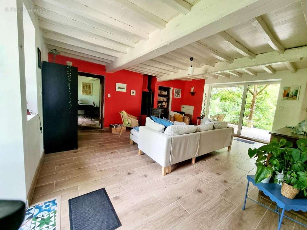 Maison à POLLIAT