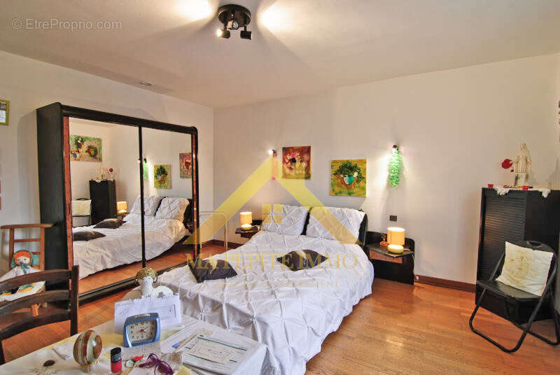 Maison à CAUNES-MINERVOIS