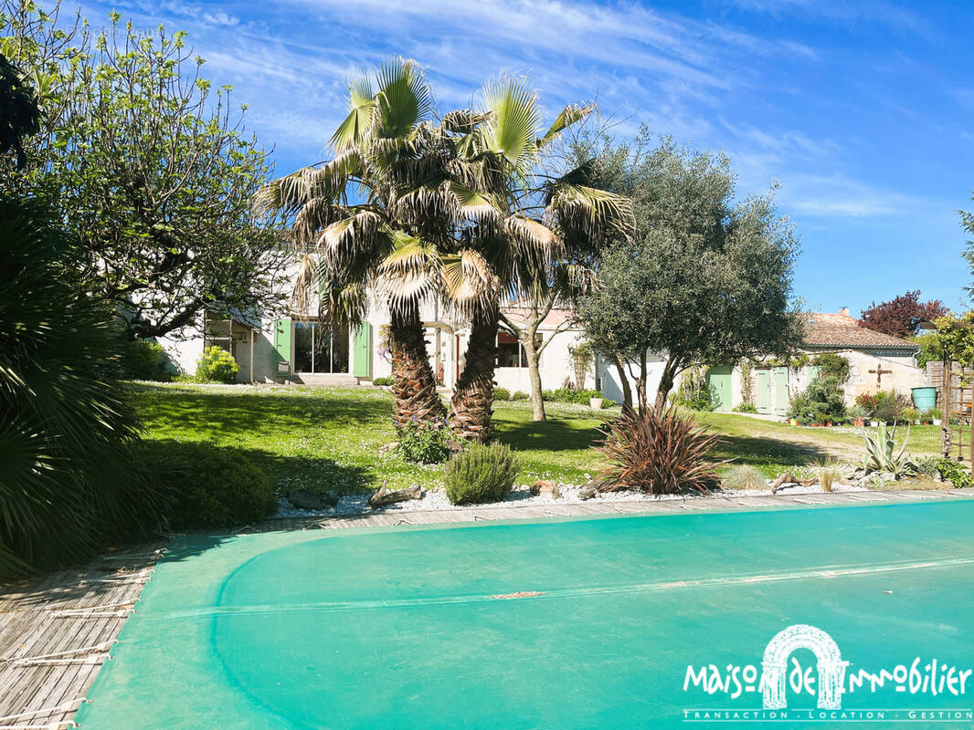 Maison à BARZAN