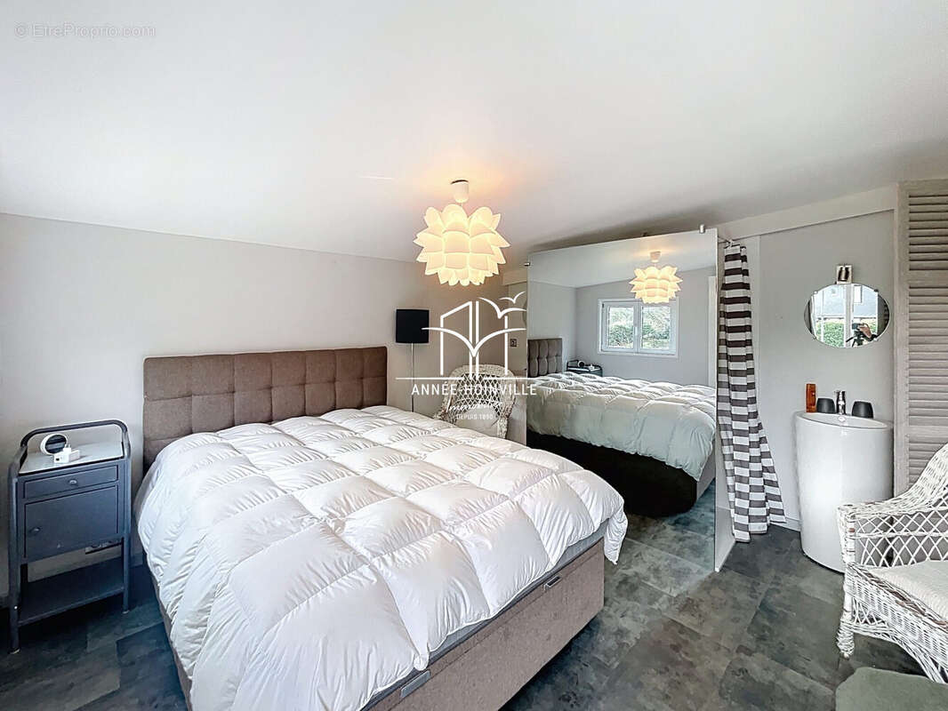 Maison à VILLERVILLE