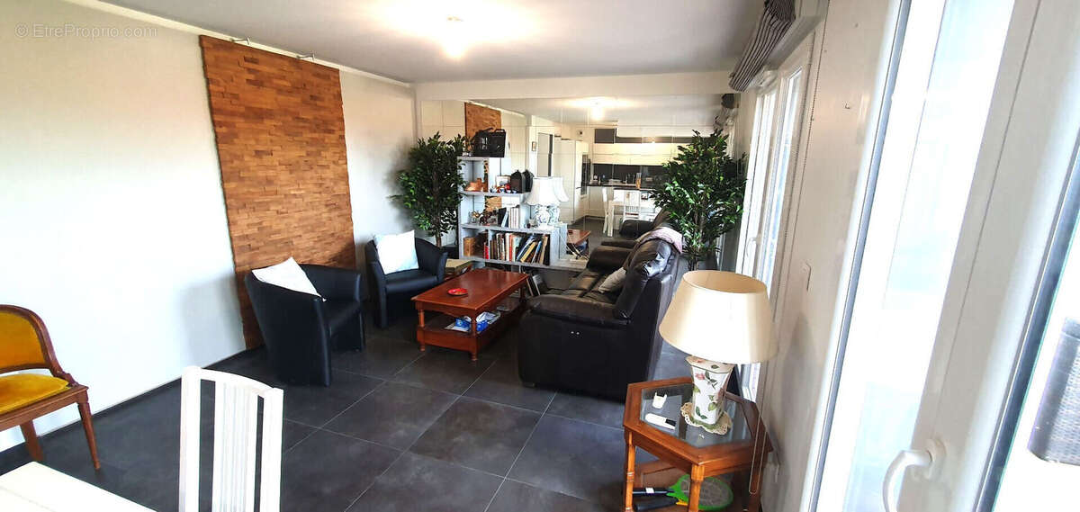 Appartement à REIGNIER