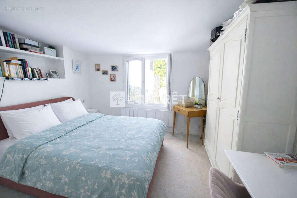 Appartement à BOUGIVAL