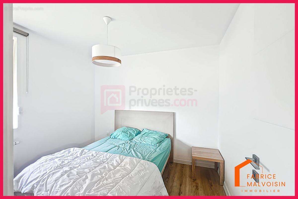 Maison à GROFFLIERS