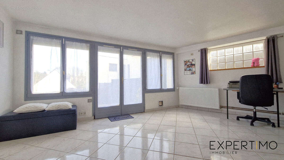 Maison familiale coup de cœur de 138 m2   Volumes & Sérénité à Linas (91310) - photo 18