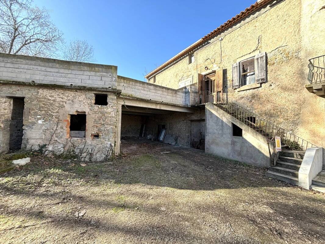 Maison à BLOMAC