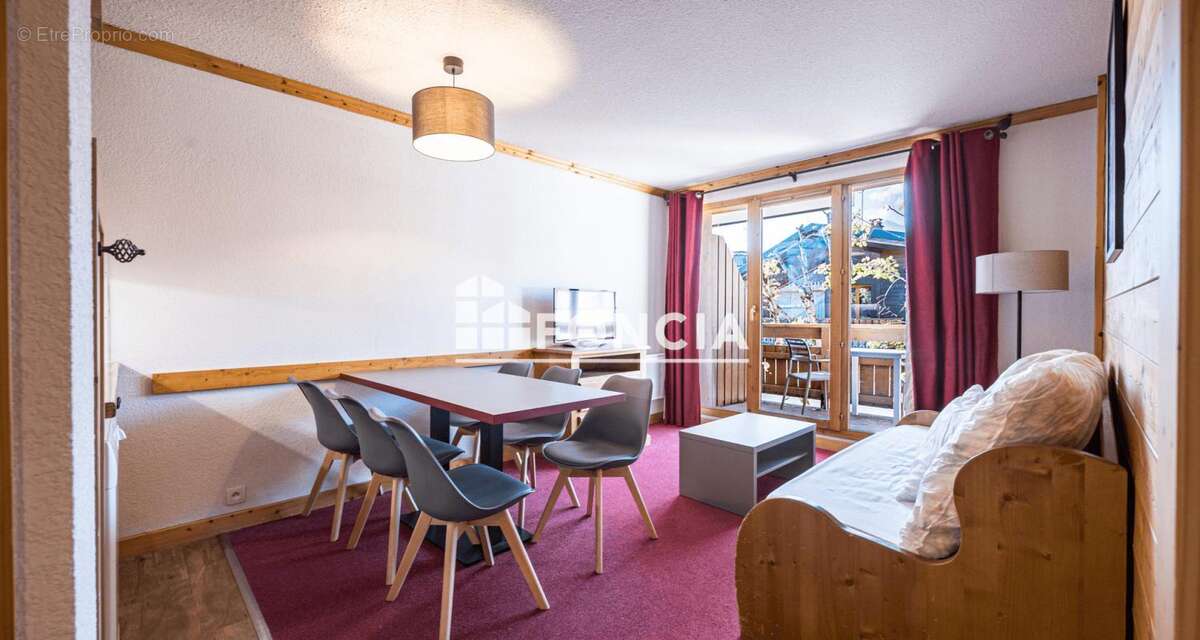 Appartement à NOTRE-DAME-DE-BELLECOMBE