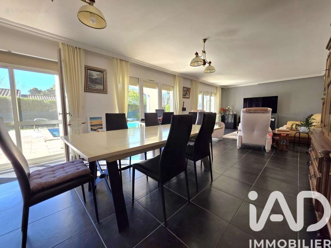 Photo 7 - Maison à ORGON