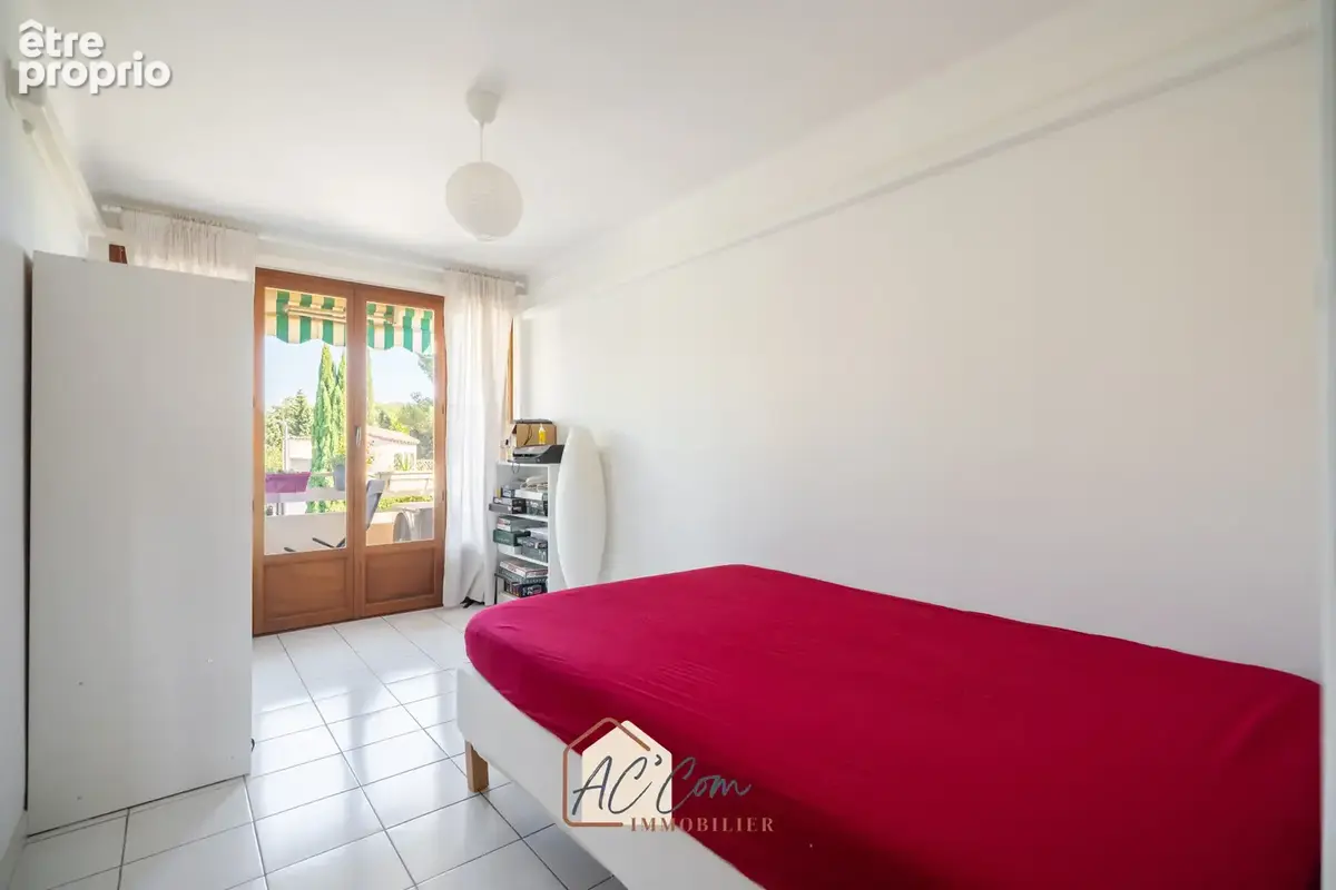 Saint-julien   appartement t3/4 de 76.82 m2   balcon   2/3 chambres - photo 7