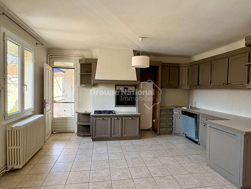 Appartement à ARLES