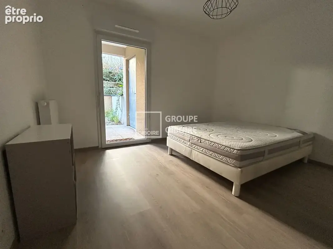 A vendre agence giboire appartement terrasse jardin type 2 une chambre un stationnement - photo 5