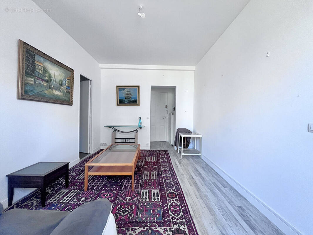 Appartement à PARIS-19E