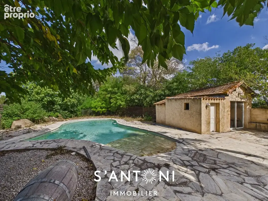 Ancienne gare de Florensac  Maison atypique de 137 m² avec piscine - photo 3
