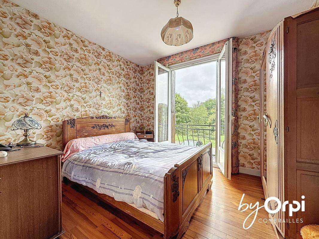 Maison à SAINT-ELOY-LES-MINES