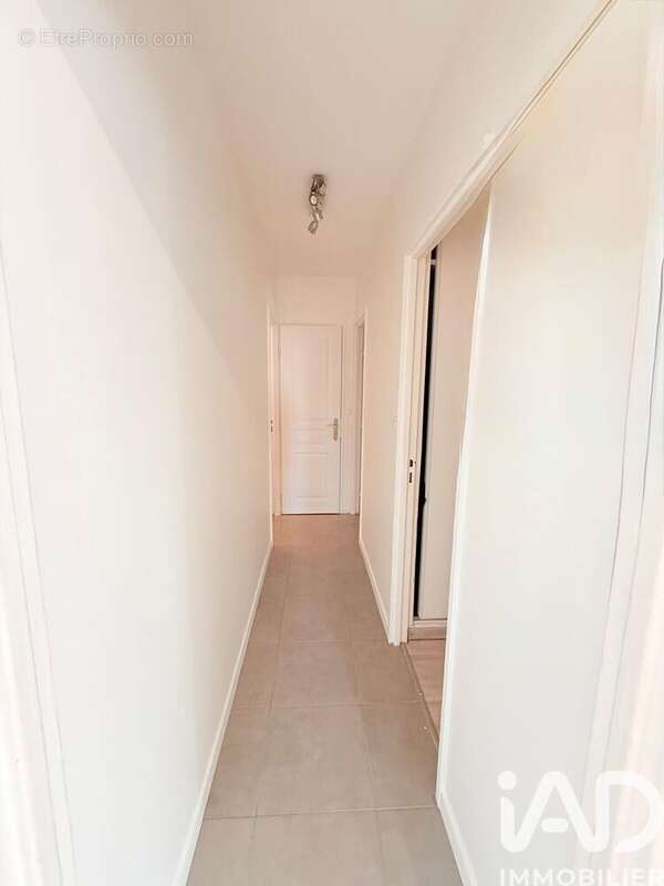 Photo 7 - Appartement à SARCELLES