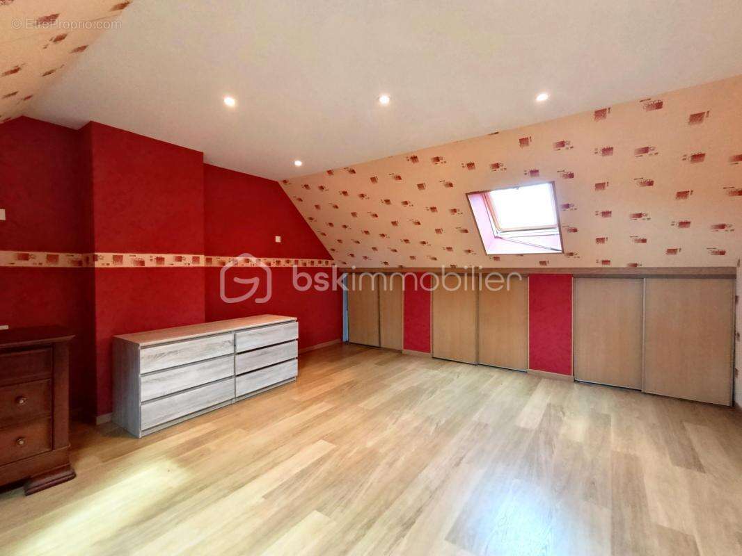 Maison familiale de 207 m² sur 7 120 m² de terrain – Calme absolu à Mandeville En Bessin - photo 15