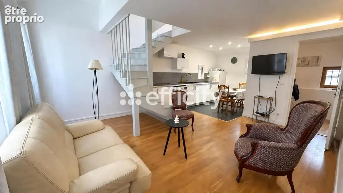Appartement à PARIS-11E
