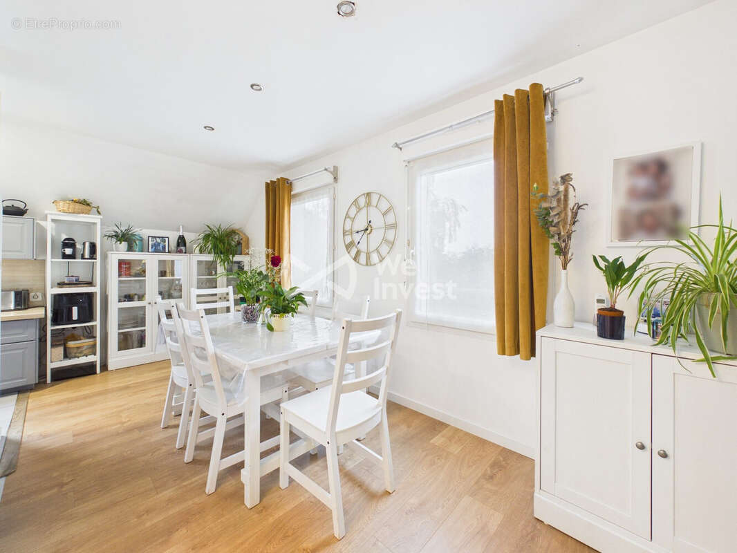 Appartement à OLLAINVILLE