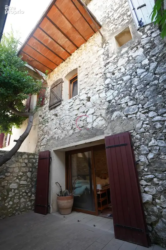Maison de village T4 89m2 en plein cœur du vieux village de Ventabren - photo 13