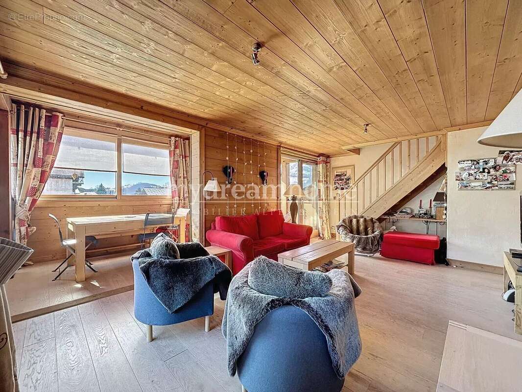 Appartement à CREST-VOLAND