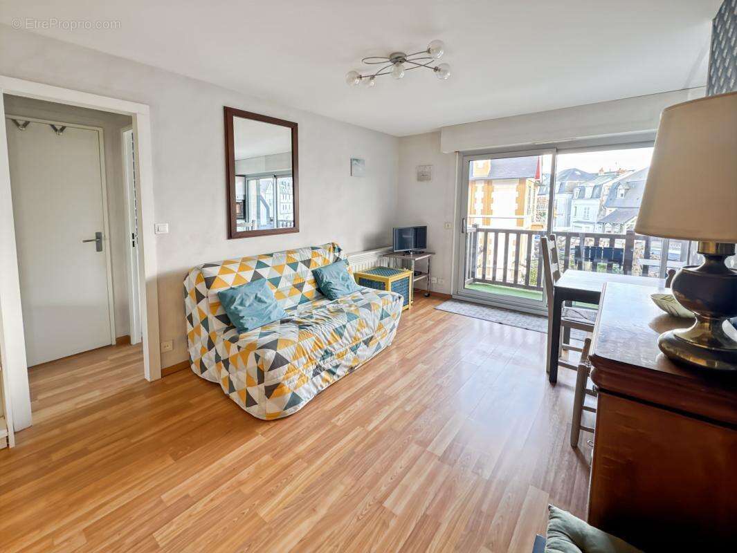 Appartement à DEAUVILLE