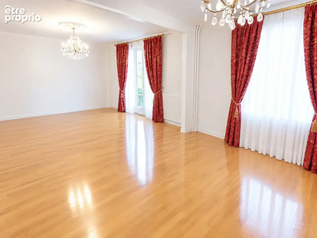 Photo Appartement à Noisy-Le-Sec au prix de 160 000€