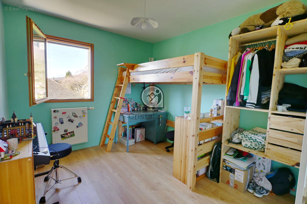 Appartement à LUMBIN