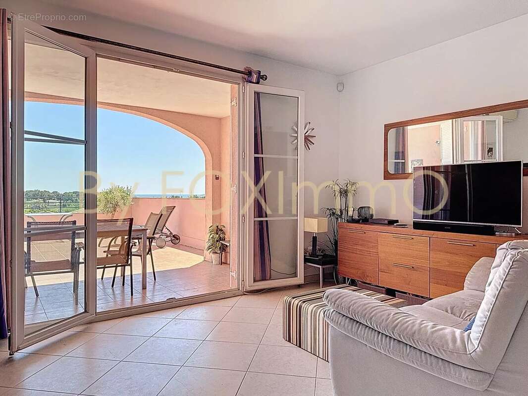 Appartement à VILLENEUVE-LOUBET