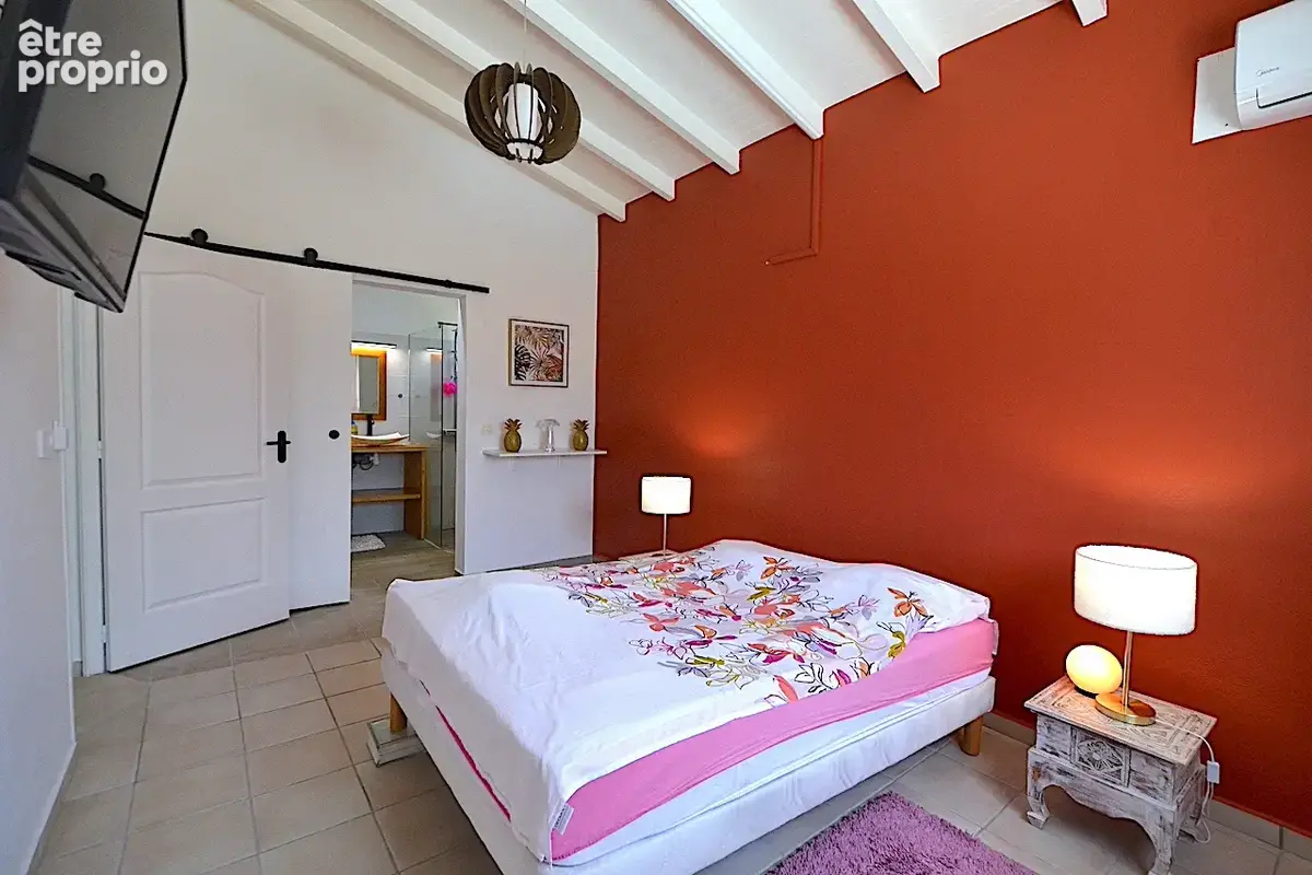 Villa de plain-pied T4   Prestations de qualité, grands volumes et cadre verdoyant - photo 11
