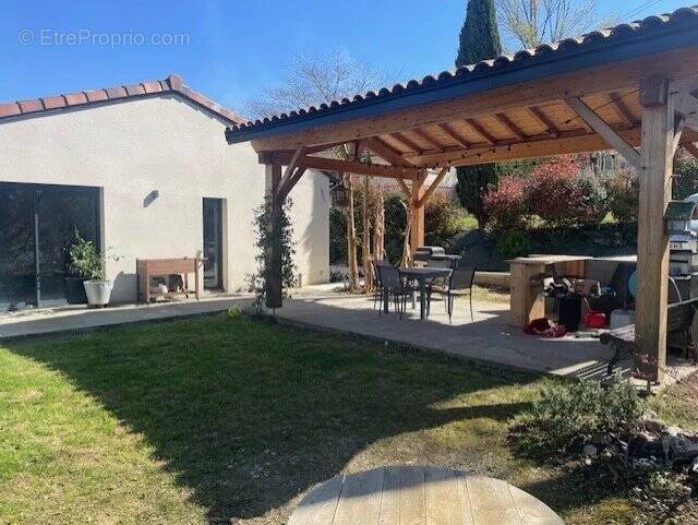 Maison à BEAUMONT-SUR-LEZE