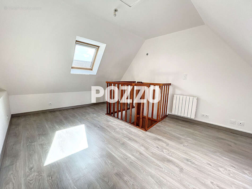 Maison à LA LUCERNE-D&#039;OUTREMER