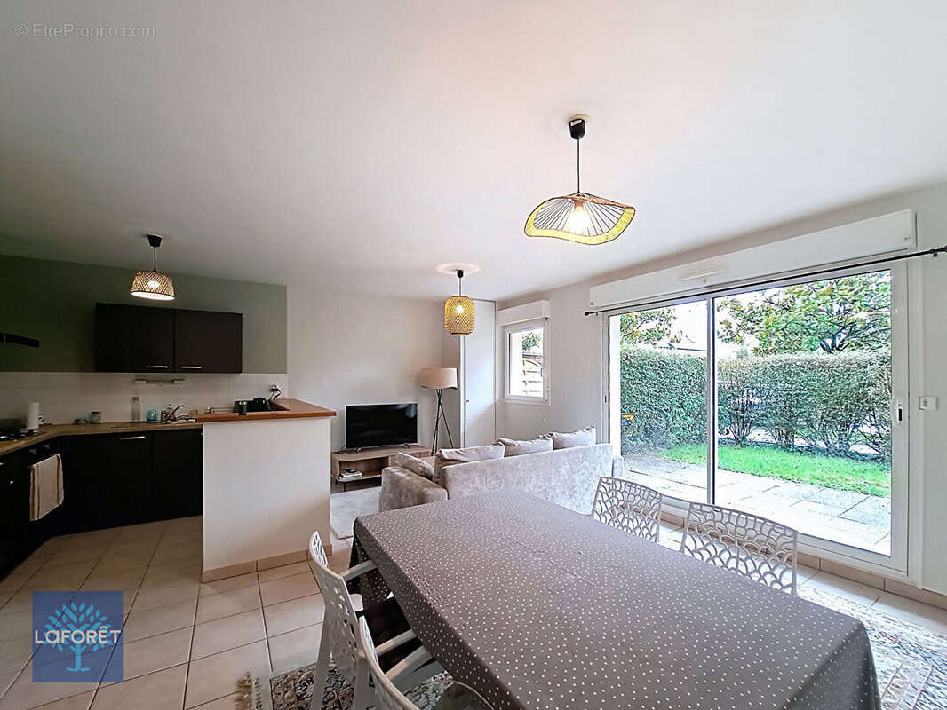 Appartement à FOUGERES