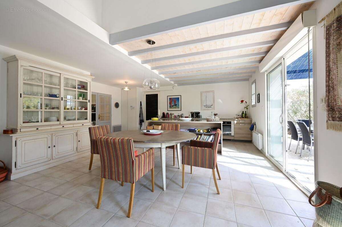 Maison à LA FLOTTE