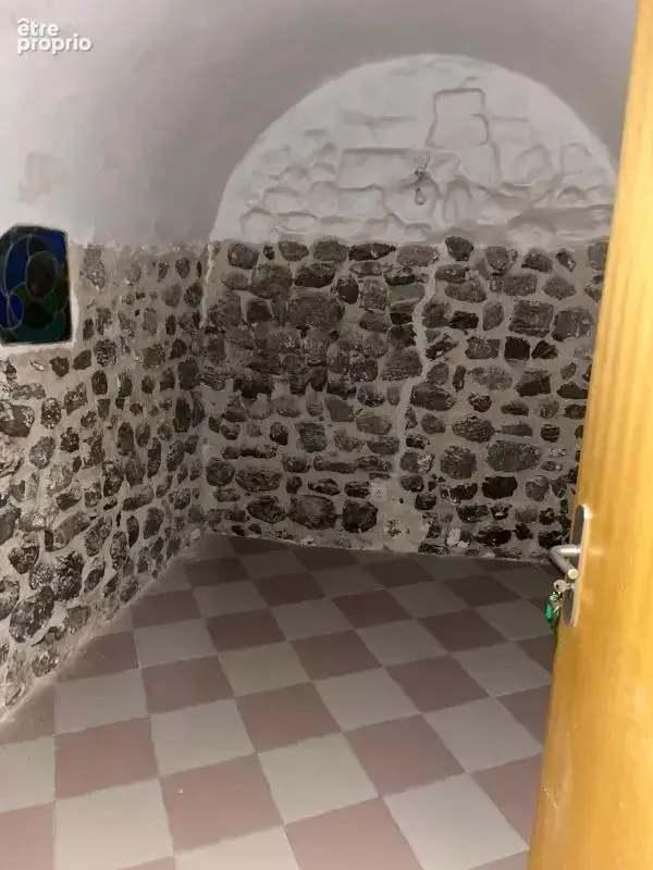 Appartement avec local professionnel et deux logements au cœur de Buis-les-Baronnies - photo 17