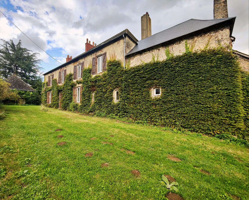 Maison à CRISSE