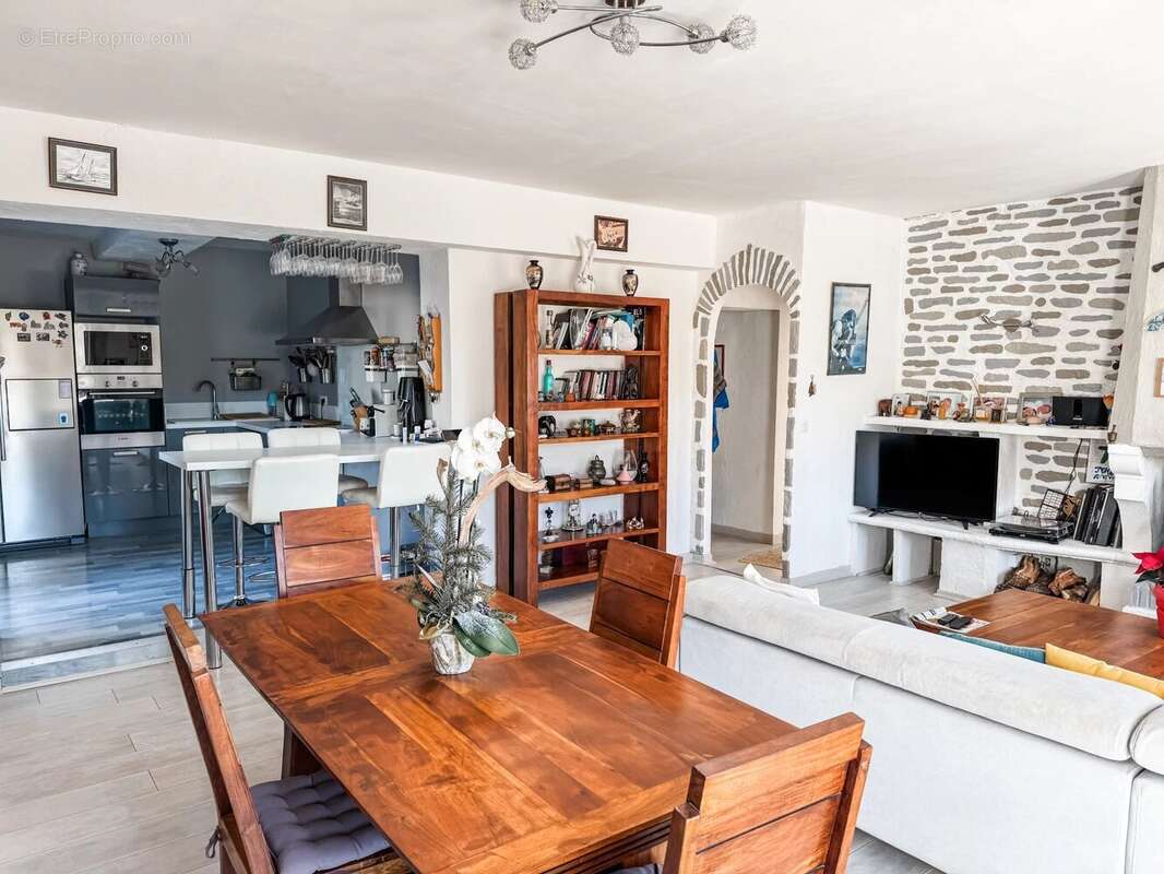 Maison à CAGNES-SUR-MER