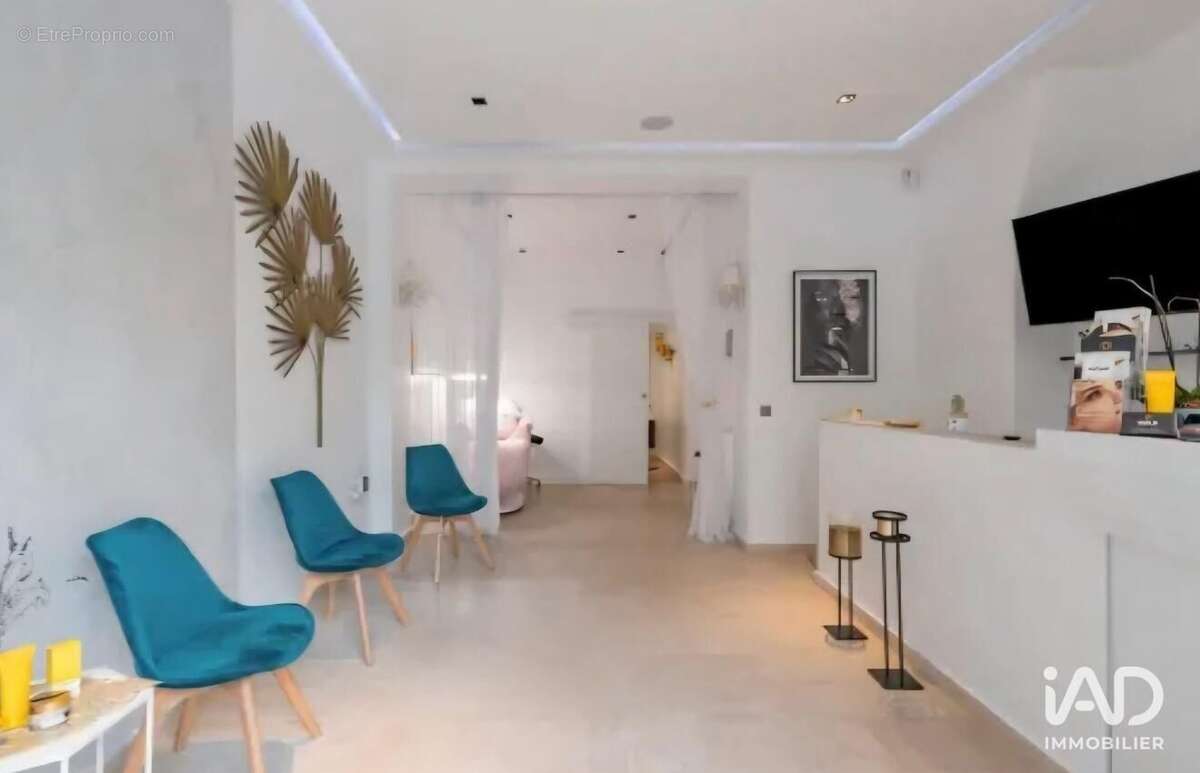 Photo 2 - Commerce à PARIS-17E