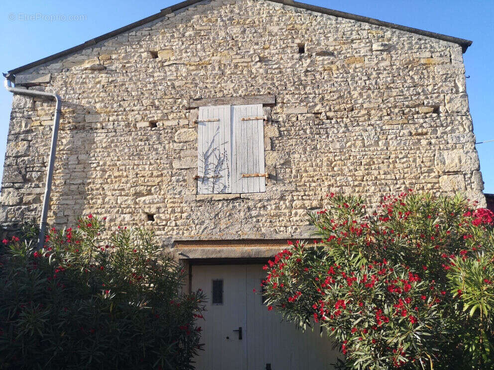 Maison à SAINT-CHRISTOPHE