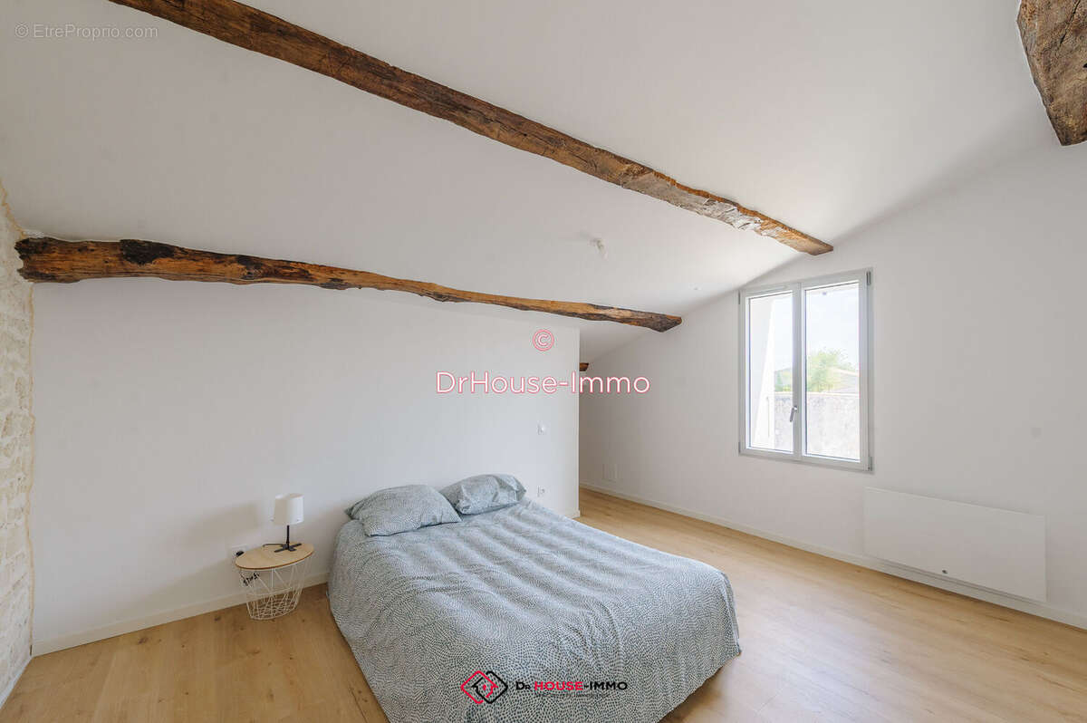 Maison 182 m² à Sainte-Soulle  - photo 63